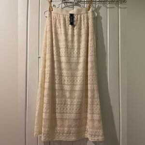 MISS PINKY ivory lace maxi skirt-medium NWT